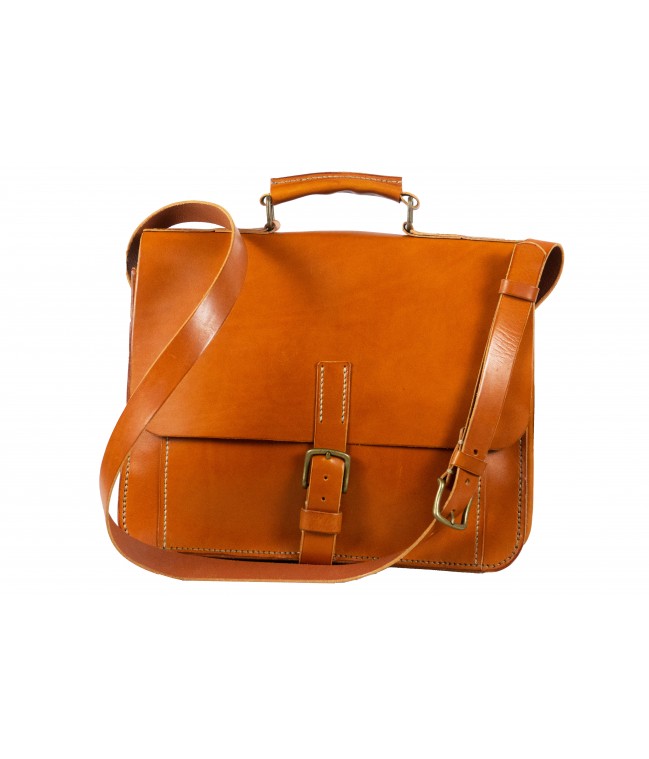 Cartera de mano en cuero